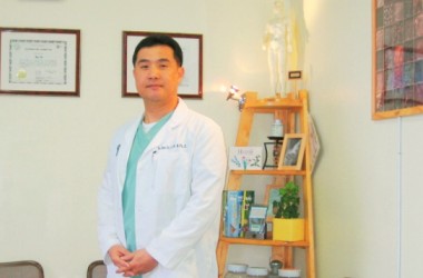 Dr. Jun In